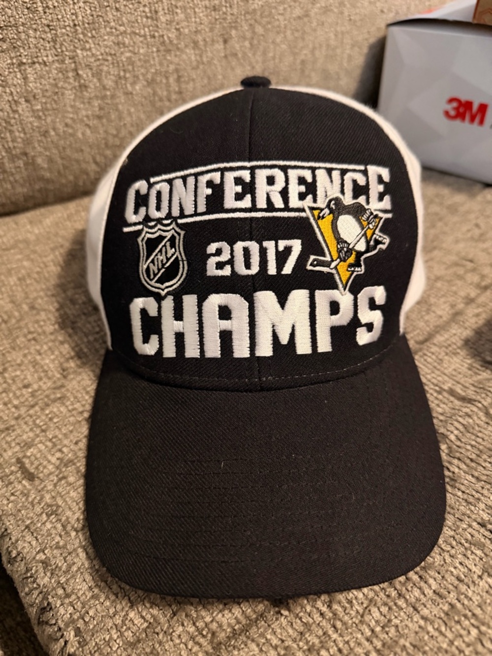 Reebok Black and White Pittsburgh Penguins Conference Champs 2017 Hat